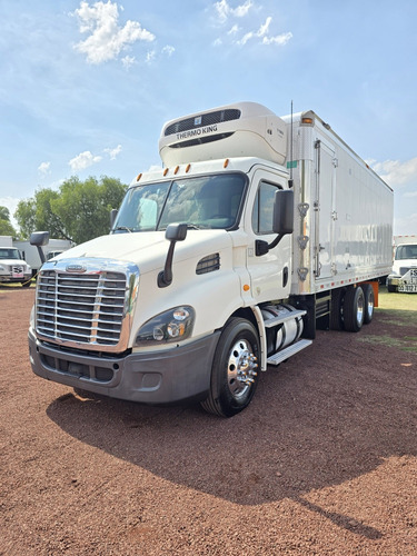 Freightliner Torton Cascadia 2016 Rabon Refrigerado