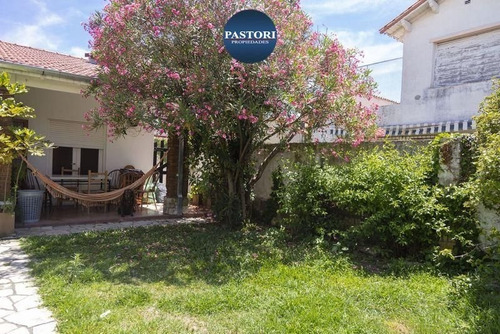 Olivos Roche. Chalet 3 Amb Con Lindo Jardin!