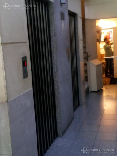 Imagen 2 de 3 de Oficina - Once