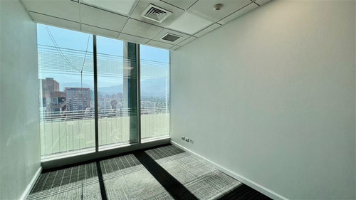 Imagen 10 de 16 de Oficina En Arriendo En Las Condes