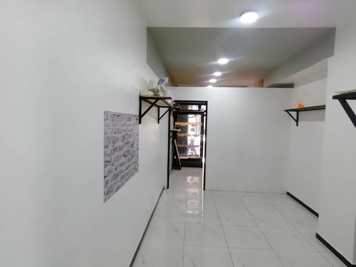 Imagen 6 de 11 de Local Comercial Av. Fuerzas Armadas (di. Be)