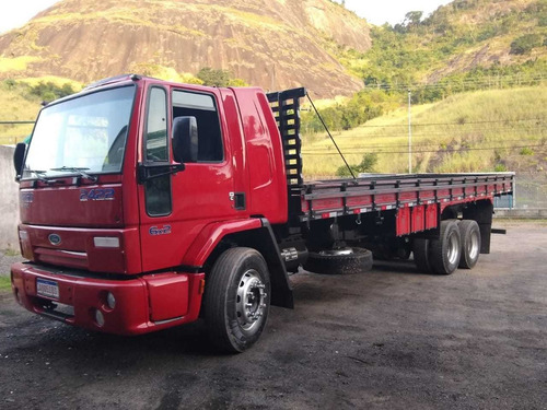 Ford Cargo 2422