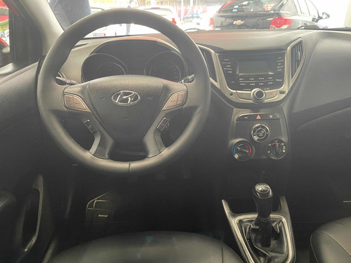 Imagem 13 de 15 de Hyundai Hb20 2014 1.6 Comfort Plus Flex 5p