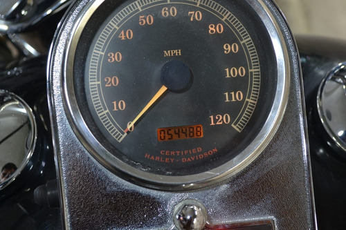 Harley Davidson Heritage 1450 Carburada, Manejo Único