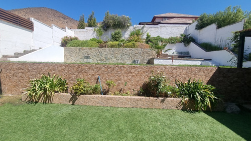 Imagen 17 de 24 de Hermosa Casa En Arriendo En Lomas De Lo Aguirre