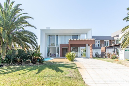 Imagem 1 de 12 de Casa À Venda Em Xangri-lá - Ca01218 - 68382747