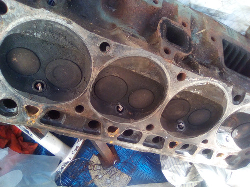Tapa De Cilindros Ford 188.