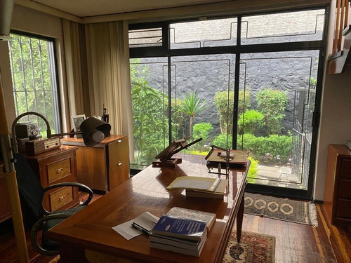 Casa En Venta En El Pedregal