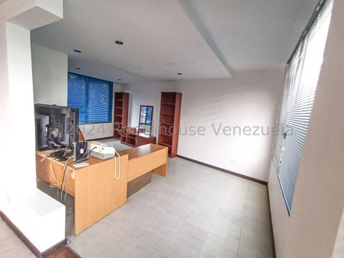 Jg Cod Flex 25-20890 Se Vende Bella Actualizada Y Espaciosa Casa De 400 Mts En San Bernardino Negociable