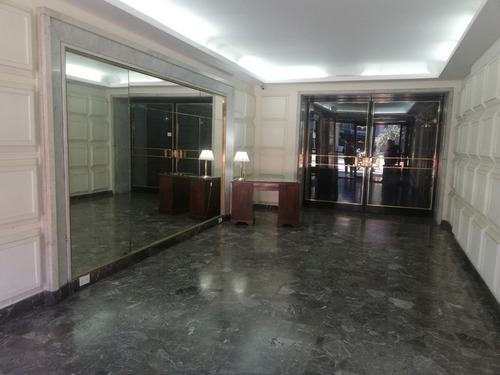 Imagen 2 de 14 de Esmeralda 923. 2 Amb Lateral