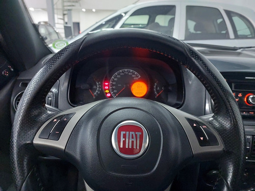 Fiat Strada 1.4 MPI FREEDOM CD 8V FLEX 3P MANUAL