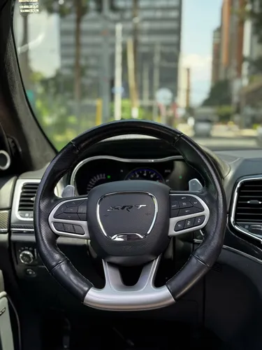 Jeep Grand Cherokee Srt8 2020