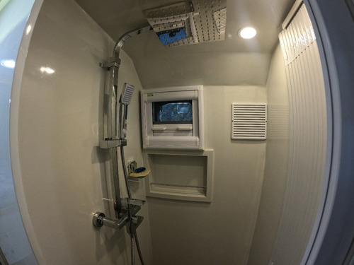 Imagem 9 de 25 de Motorhome Montagem 2022 Beleza Em Cada Detalhe
