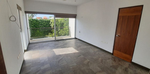 Imagen 8 de 18 de Renta De Amplio Departamento En San Ramon Norte En Merida