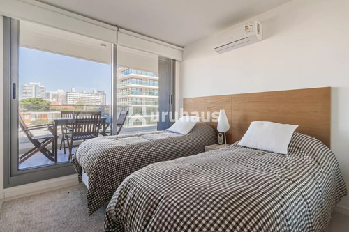 Venta Departamento Punta Del Este Torre Esmeralda
