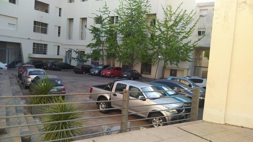 Imagen 10 de 12 de A Pasos De Av. Libertador, Mucha Luz Y Sol