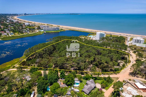 Venta De Lote En Laguna Del Diario, Punta Del Este - Ref : Pbi2492