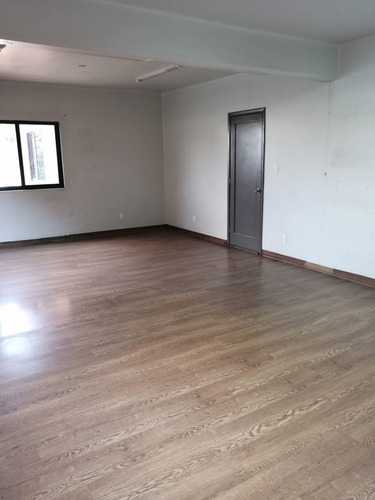 Imagen 2 de 12 de Oficinas En Renta En Col. Portales