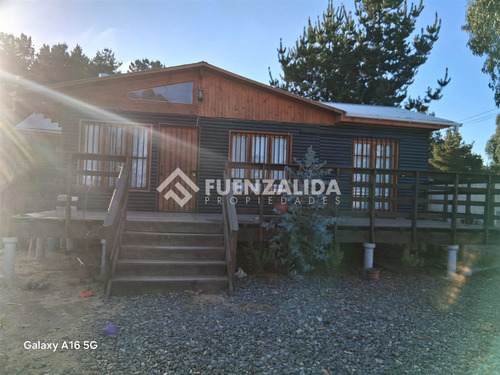 Casa En Venta De 3 Dorm. En El Tabo