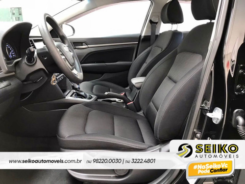 Imagem 9 de 15 de Hyundai Elantra 2.0 Automático Flex 2017/2018