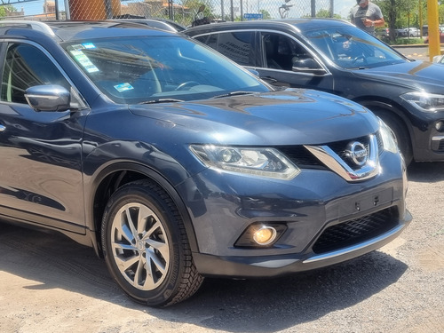 Nissan X-Trail 2.5 Exclusive 3 Row Cvt