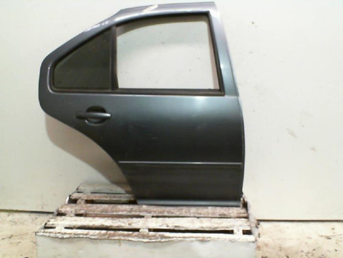 Puerta Trasera Derecha Vw Bora 4p 2011 - 287379