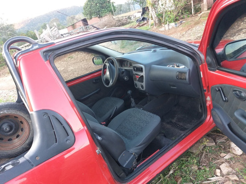 Fiat Strada 2012
