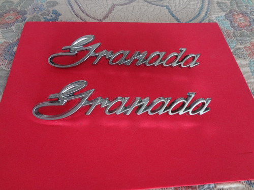 Par De Emblemas Ford Granada Metalicos Originales.