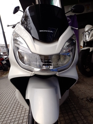 Honda Pcx 150 Tangomotos Buen Estado Listo Para Transferir 3