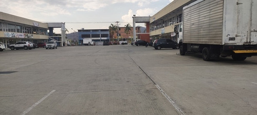 Imagen 2 de 6 de Local En Paraparal Sector Los Guayos Edo Carabobo Yc