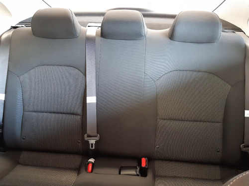 Kia Cerato Vivro 1.6 L Mt 2021 0 Km.