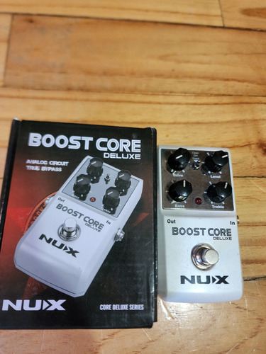 Pedal Nux Booster Core De Luxe