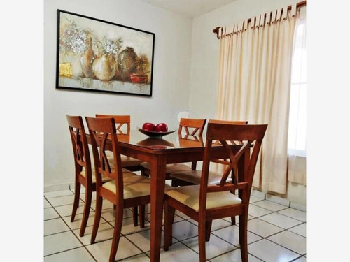 Imagen 5 de 12 de Casa Sola En Venta La Fuente