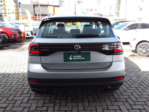 Volkswagen T-Cross 1.0 200 TSI TOTAL FLEX AUTOMÁTICO