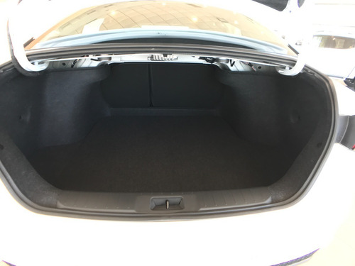 Nuevo Nissan Sentra Sr Cvt 2.0 Cv 150 Cadenero