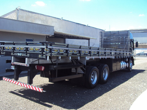 Vw 24.280 6x2 / Carroceria