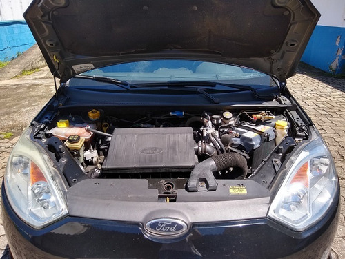 Fiesta Class Sedan Se 1.6 Preto 2014