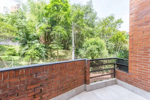 Apartamento En Venta En Los Naranjos. Cod V15721
