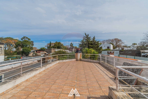 Se Vende Casa 4 Dormitorios En Colon Con Patio