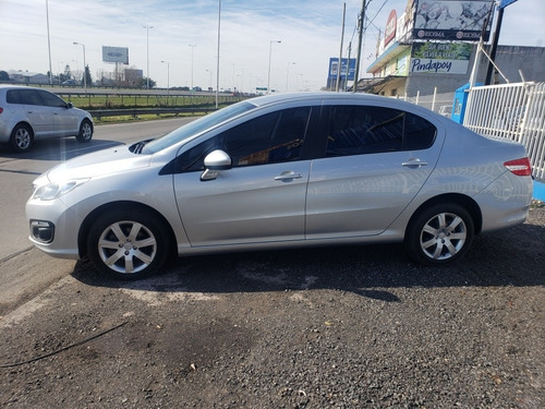 Imagen 4 de 12 de Peugeot 408 1.6 Allure Hdi 115cv 2016