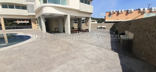 Hermoso Apartamento En Alquiler En El Este