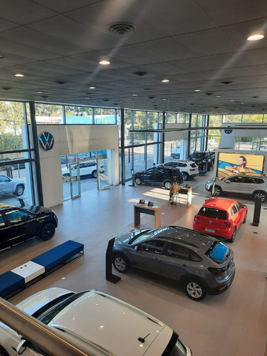 Imagen 20 de 25 de Volkswagen Nivus 170 Tsi Fm