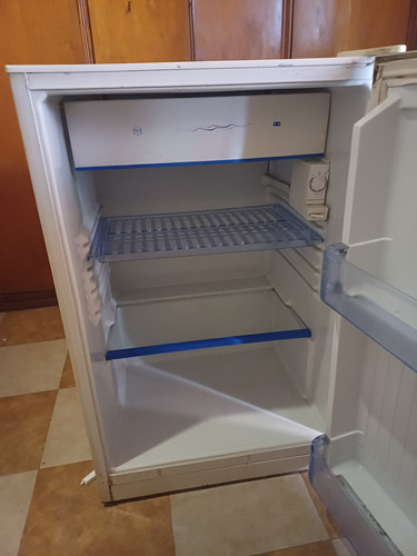 Heladera Lacar Bajo Mesada Blanco (Usado)