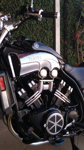Imagem 9 de 13 de Yamaha Vmax1200