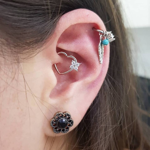 Imagen 5 de 6 de Argollita Pluma Piercing - Piercing Argenitna ®