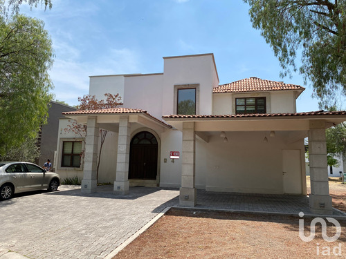 Venta Casa 3 Ambientes Balvanera Polo Y Country Club