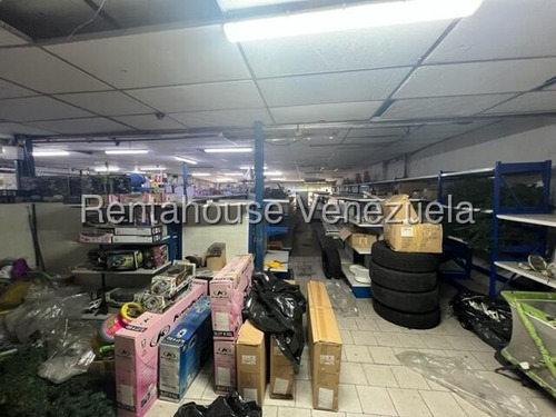 Se Alquila Local En Los Chaguaramos
