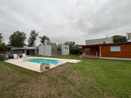 Casa Minimalista 3 Dormitorios  C/pileta + Cabaña Anisacate 