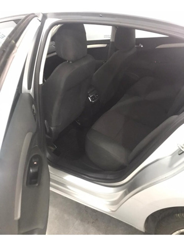 Imagen 11 de 14 de Citroen C4 Lounge Thp Tendance 1.6
