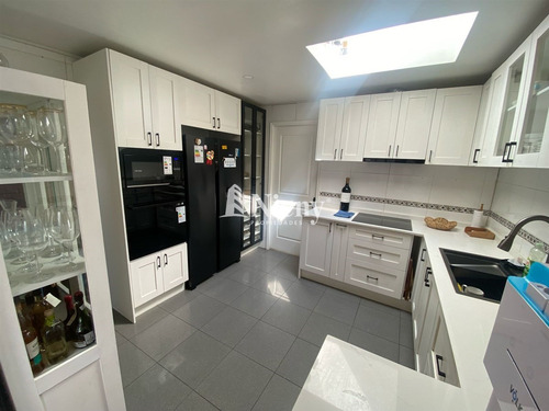 Casa Un Piso 5d 3b En Condominio, Venta San Juan Machalí